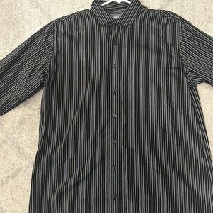 Kenneth Cole Black and White Striped Men's Shirt. Size 16 34-35